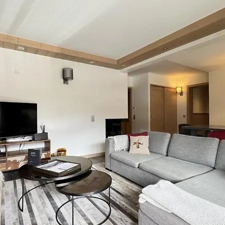 Beautiful 3-bedroom Holiday In Moriond Apartment *